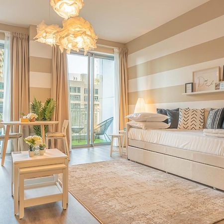 Apartamento First Class Studio With Dubai Downtown Boulevard View Exterior foto